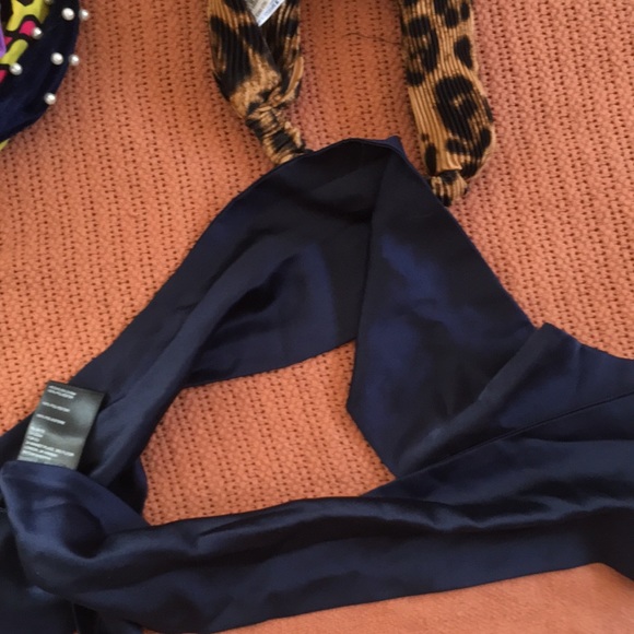 Lot of Forever 21 Leopard Navy Headbands - Picture 2 of 6